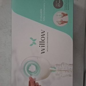 Willow reusable milk containers